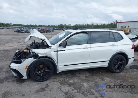 2023 Volkswagen Tiguan 2.0T Se R-Line Black from USA, damaged, VIN 3VVCB7AX4PM122929